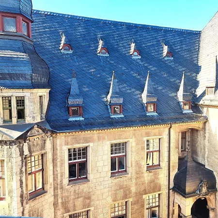 Am Rathaus 公寓 奎德林堡