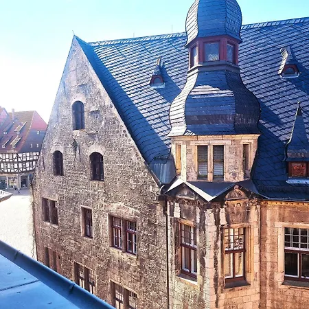 Am Rathaus 公寓 奎德林堡
