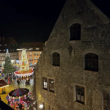 Am Rathaus 公寓 奎德林堡